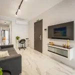 아파트 New - Only Unit 2, Modern 2-bedroom With Common Heated Jacuzzi By Sf Homes