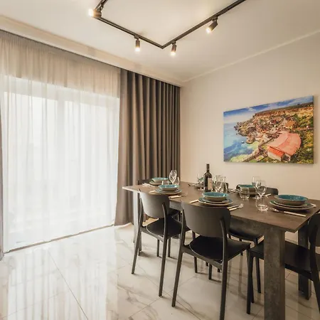 New - Only Unit 2, Modern 2-bedroom With Common Heated Jacuzzi By Sf Homes Lejlighed Saint Julian's