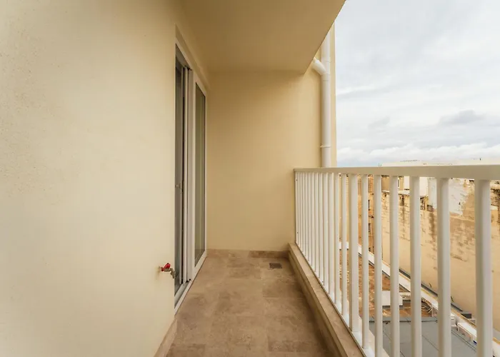 Apartman New - Only Unit 2, Modern 2-bedroom With Common Heated Jacuzzi By Sf Homes *