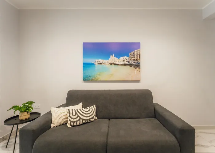 New - Only Unit 2, Modern 2-bedroom With Common Heated Jacuzzi By Sf Homes San Ġiljan