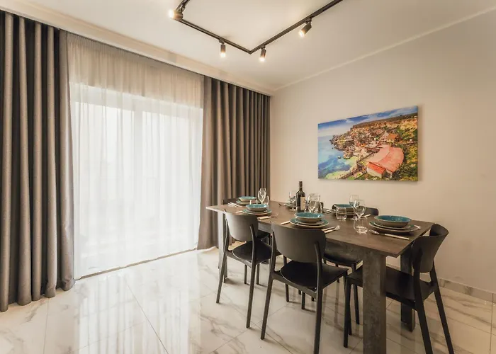 New - Only Unit 2, Modern 2-bedroom With Common Heated Jacuzzi By Sf Homes 아파트 Saint Julian's