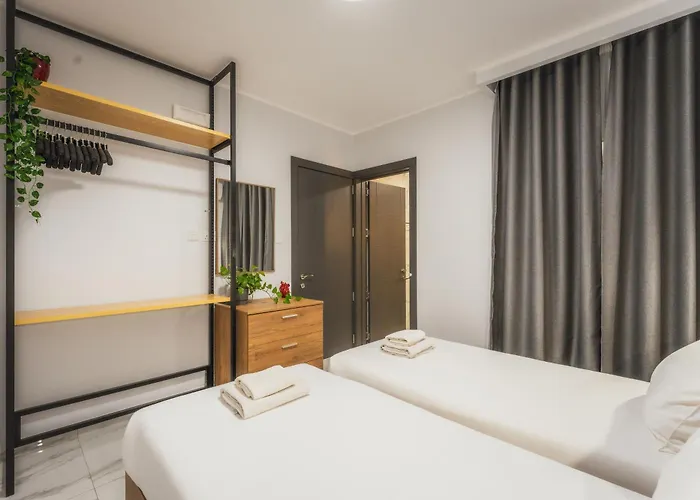 아파트 New - Only Unit 2, Modern 2-bedroom With Common Heated Jacuzzi By Sf Homes